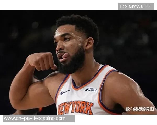 尼克斯与国王激战正酣NBA赛场精彩对决引发球迷热议